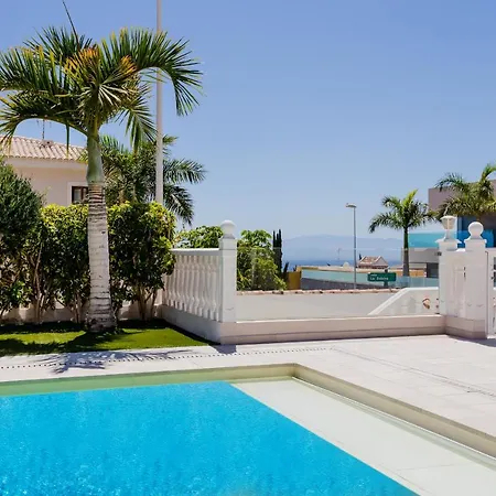 Espaciosa Con La Piscina Privada * أذيخي
